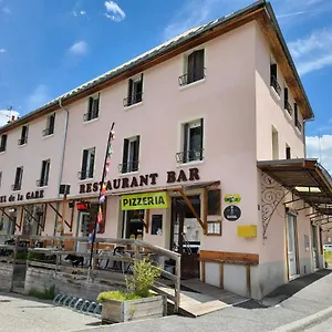  Hotel De La Gare